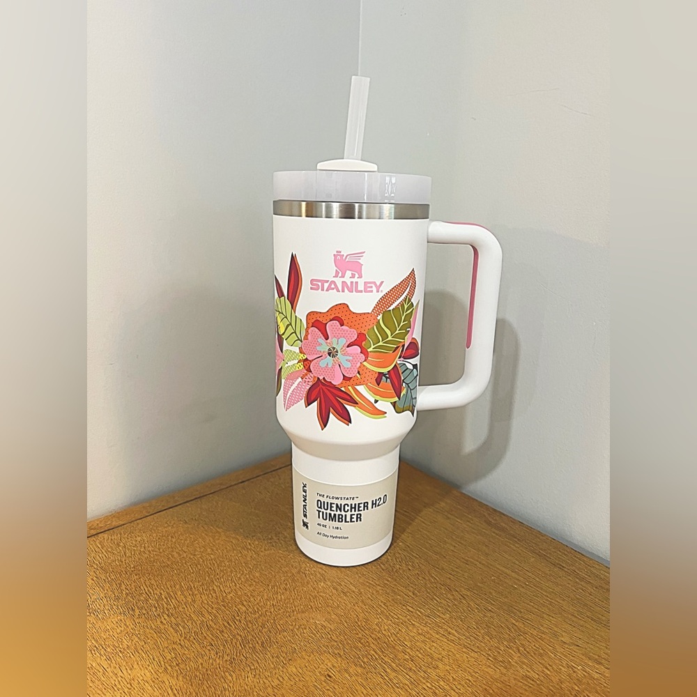 New in box - 40oz Stanley (Mother’s Day)
